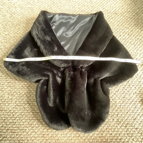 Faux Mink Fur Stole Shawl Wrap - Picture 5 of 13